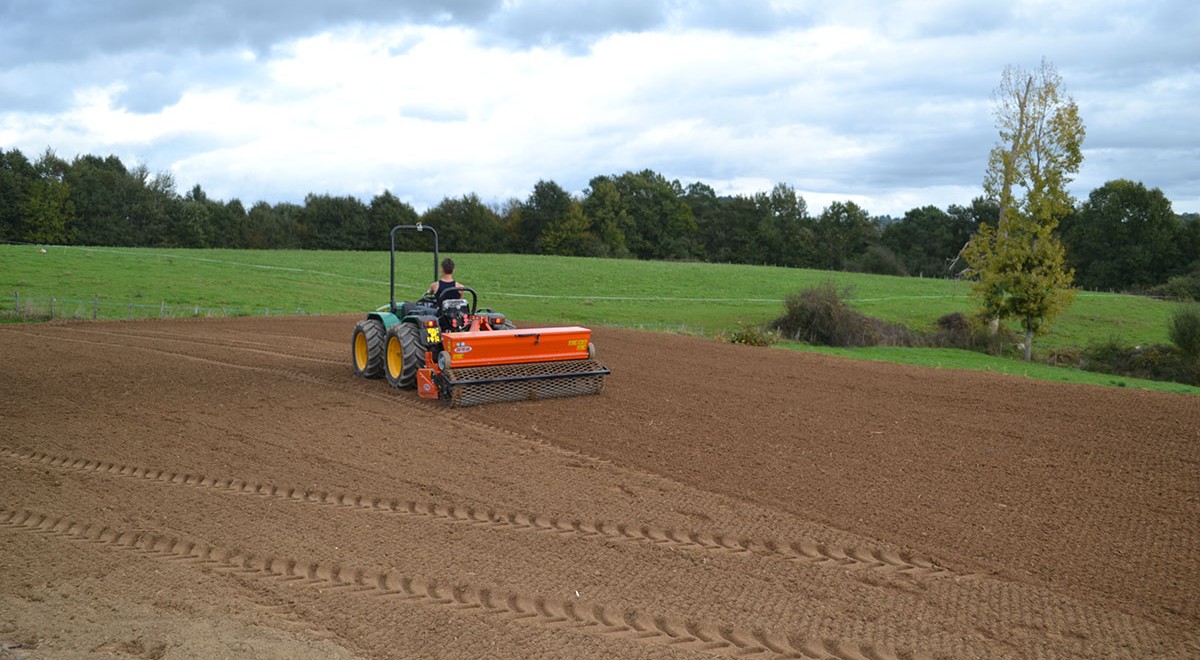 Préparation de terrain, plantation gazon